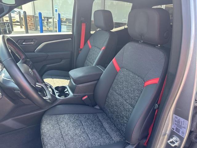Photo of 2023 Sterling Gray Metallic Chevrolet Colorado