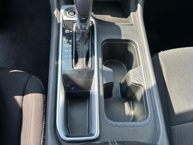 Photo of 2023 Cloud White Nissan Sentra