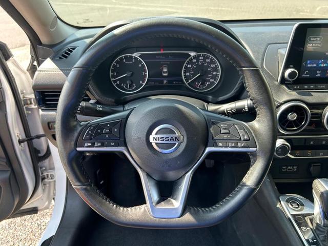 Photo of 2023 Cloud White Nissan Sentra