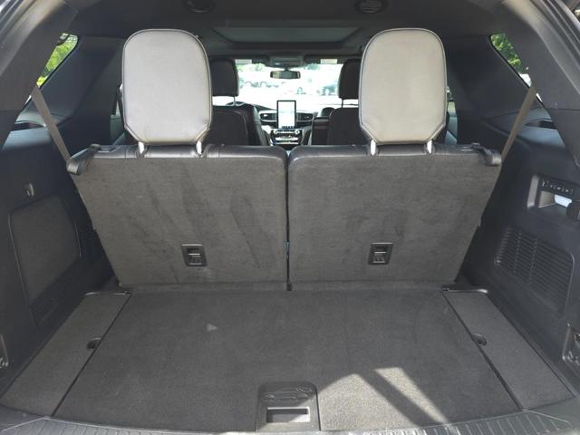 Photo of 2022 Agate Black Metallic Ford Explorer