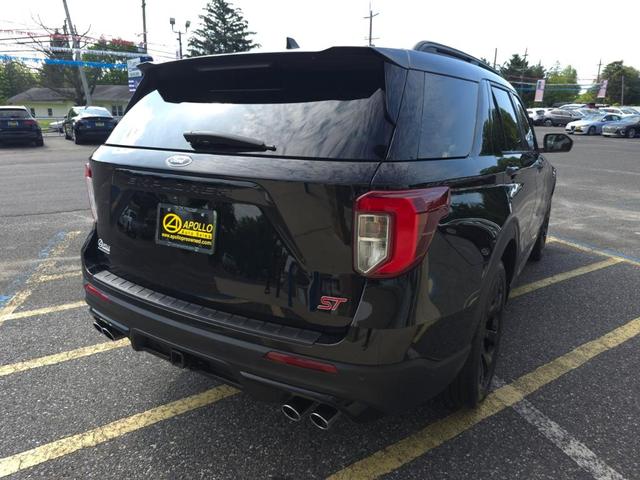 Photo of 2022 Agate Black Metallic Ford Explorer