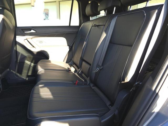 Photo of 2022 Platinum Gray Metallic Volkswagen Tiguan
