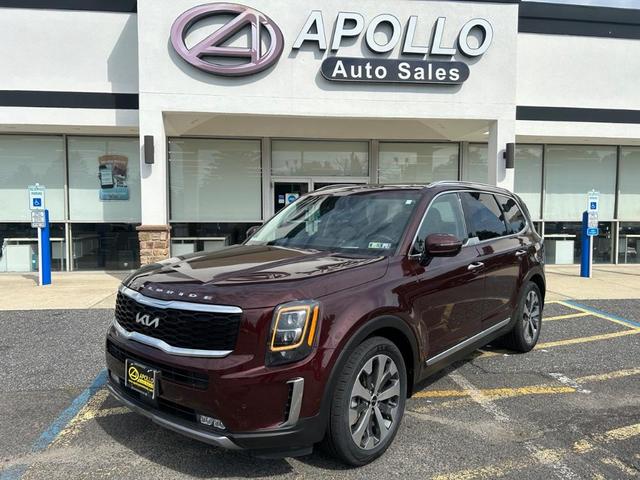 Photo of 2022 Sangria Red Kia Telluride
