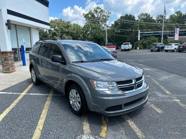 Photo of 2019 Destroyer Gray Clearcoat Dodge Journey