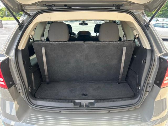 Photo of 2019 Destroyer Gray Clearcoat Dodge Journey
