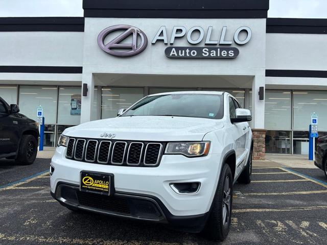 Photo of 2022 Bright White Clearcoat Jeep Grand Cherokee WK