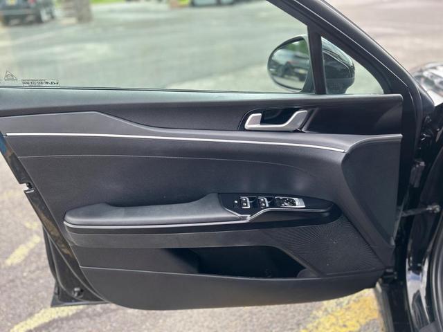 Photo of 2023 Ebony Black Kia K5