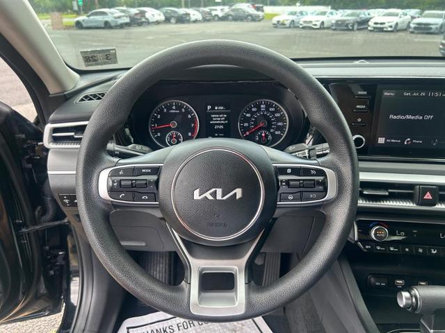 Photo of 2023 Ebony Black Kia K5