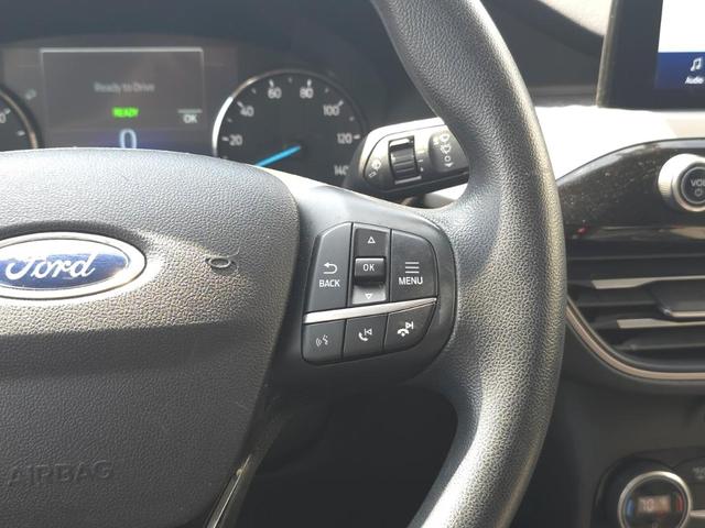 Photo of 2021 Oxford White Ford Escape