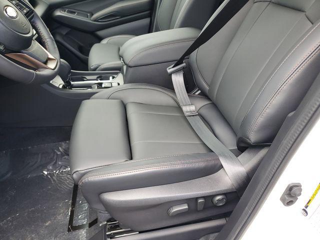Photo of 2025 Chrystal White Subaru Ascent