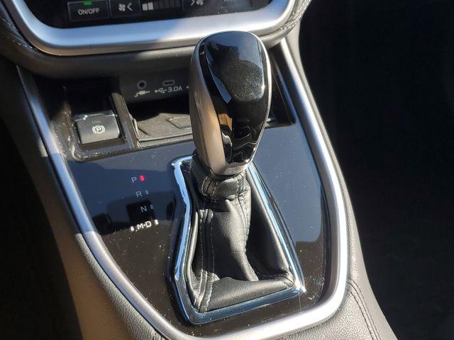 Photo of 2023 Crystal White Pearl Subaru Outback