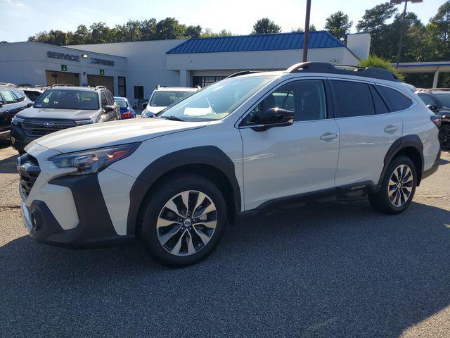 Photo of 2023 Crystal White Pearl Subaru Outback
