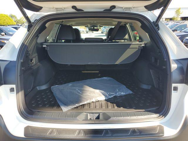 Photo of 2023 Crystal White Pearl Subaru Outback