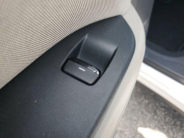Photo of 2025 Crystal White Subaru Forester