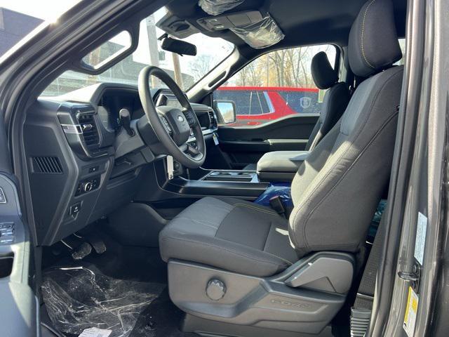 Photo of 2025 Gray Metallic Ford F-150