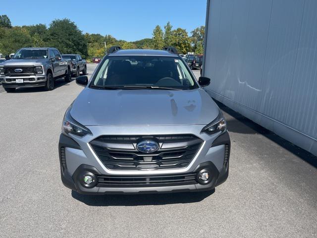 Photo of 2025 Ice Silver Metallic Subaru Outback