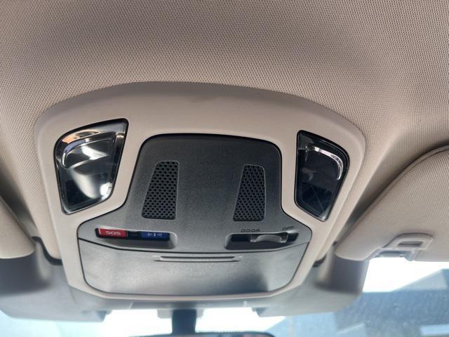 Photo of 2025 Ice Silver Metallic Subaru Outback