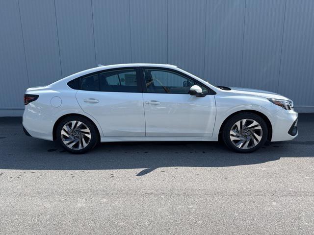 Photo of 2025 Crystal White Pearl Subaru Legacy