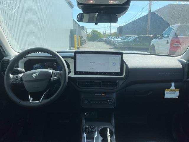 Photo of 2025 Azure Gray Metallic Tri-Coat Ford Bronco Sport