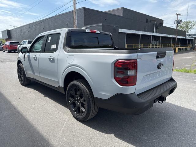 Photo of 2025 White Ford Maverick