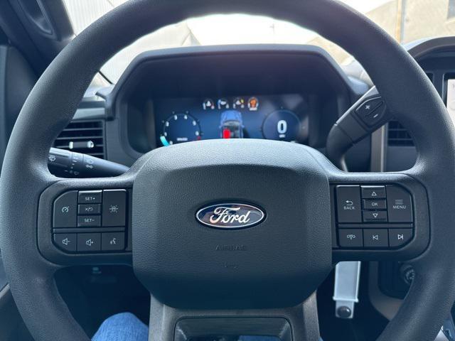 Photo of 2025 Oxford White Ford F-150