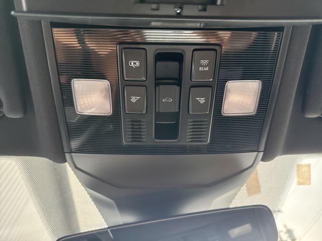 Photo of 2022 Kings Red Metallic Volkswagen Jetta GLI