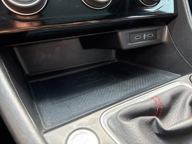 Photo of 2022 Kings Red Metallic Volkswagen Jetta GLI
