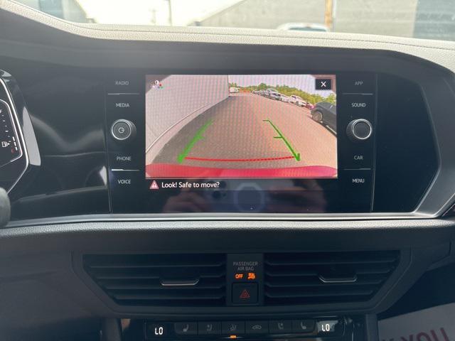 Photo of 2022 Kings Red Metallic Volkswagen Jetta GLI