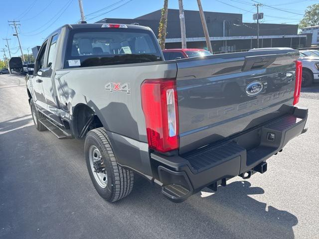 Photo of 2026 Carbonized Gray Metallic Ford F-350