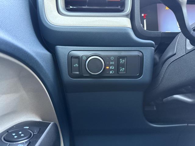 Photo of 2025 Green Ford Maverick