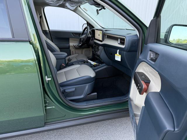 Photo of 2025 Green Ford Maverick