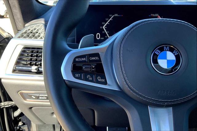 Photo of 2025 BLACK BMW X7