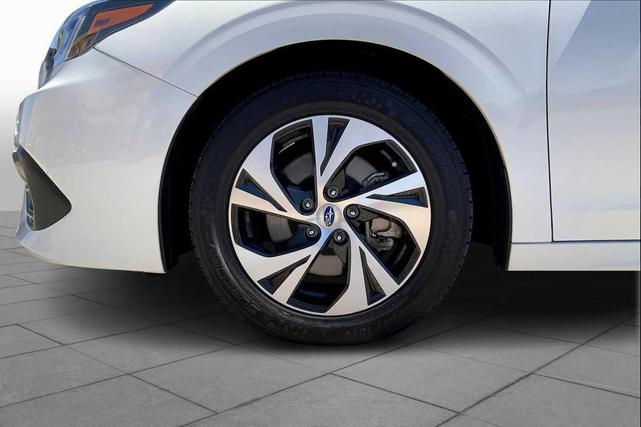 Photo of 2022 Crystal White Pearl Subaru Legacy