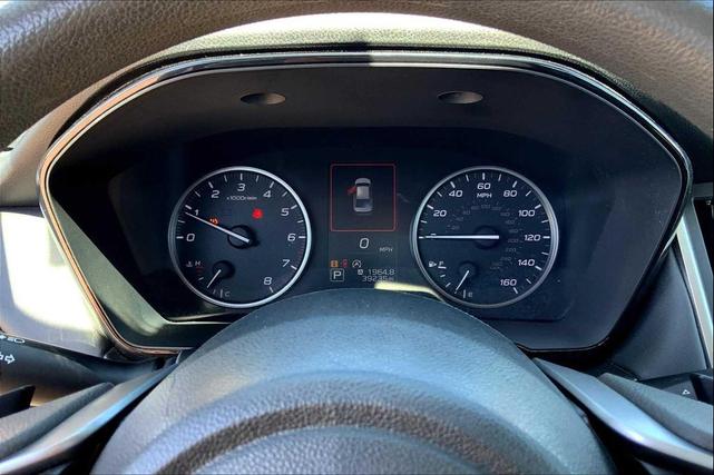 Photo of 2022 Crystal White Pearl Subaru Legacy