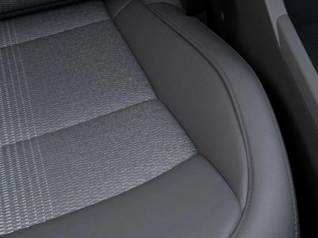 Photo of 2025 Snow White Pearl Kia Niro