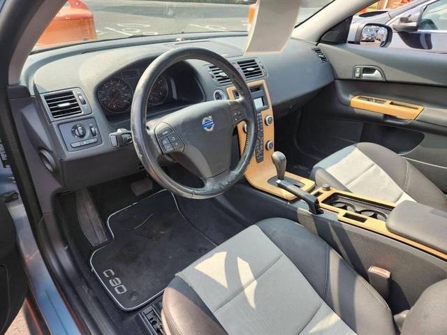 Photo of 2009 Blue Volvo C30