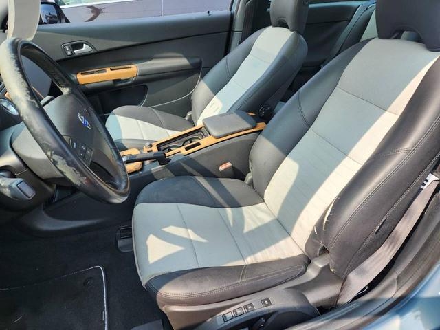 Photo of 2009 Blue Volvo C30