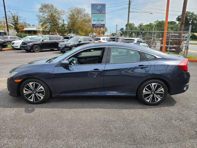 Photo of 2016 Blue Honda Civic