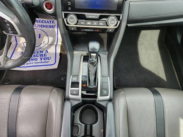 Photo of 2016 Blue Honda Civic