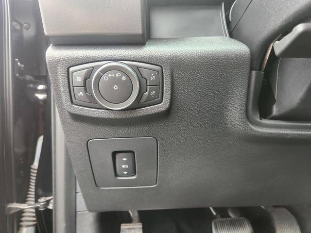 Photo of 2016 Black Ford F-150