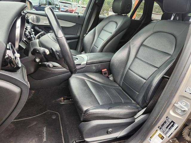 Photo of 2019 Gray Mercedes-Benz GLC 300