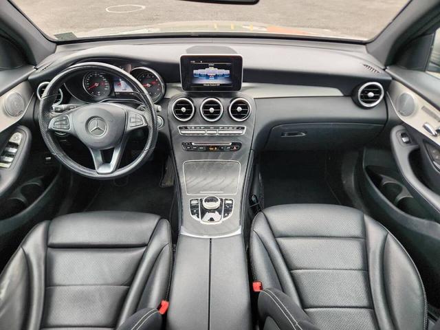 Photo of 2019 Gray Mercedes-Benz GLC 300