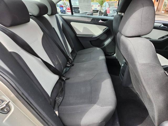 Photo of 2015 Beige Volkswagen Jetta