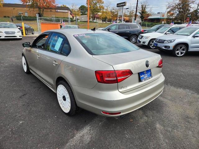 Photo of 2015 Beige Volkswagen Jetta