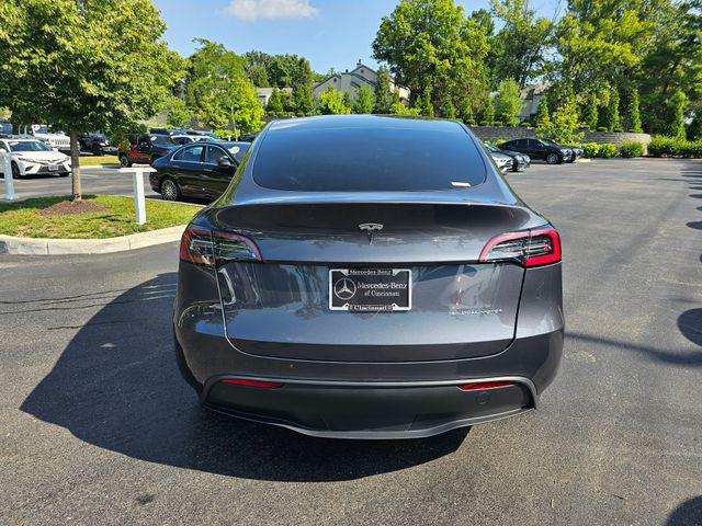 Photo of 2023 Midnight Silver Metallic Tesla Model Y
