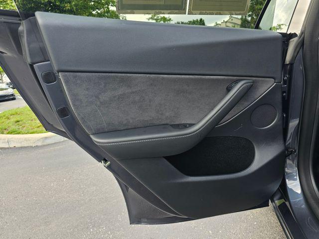 Photo of 2022 Midnight Silver Metallic Tesla Model Y
