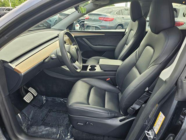 Photo of 2023 Midnight Silver Metallic Tesla Model Y
