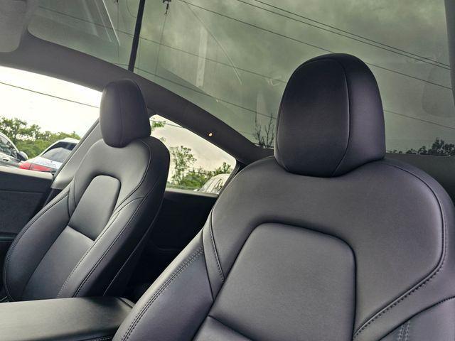 Photo of 2023 Midnight Silver Metallic Tesla Model Y
