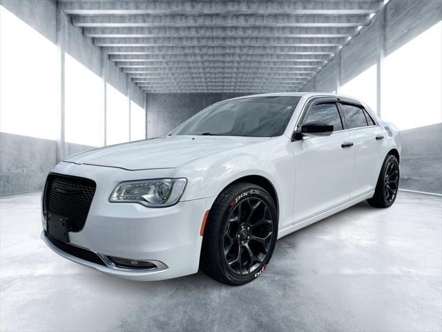 2018 Chrysler 300