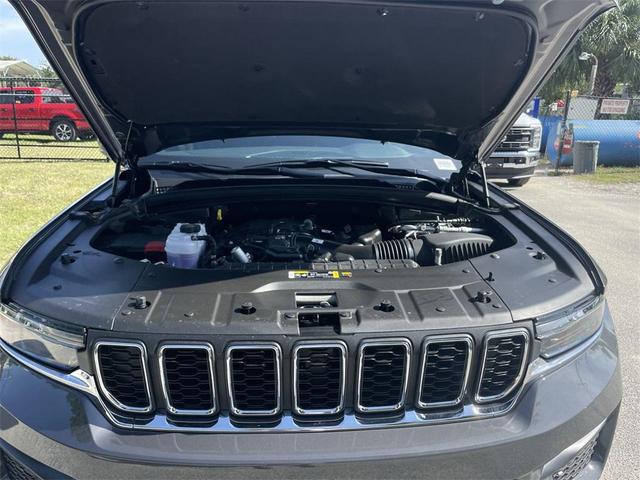 Photo of 2025 Baltic Gray Metallic Clearcoat Jeep Grand Cherokee